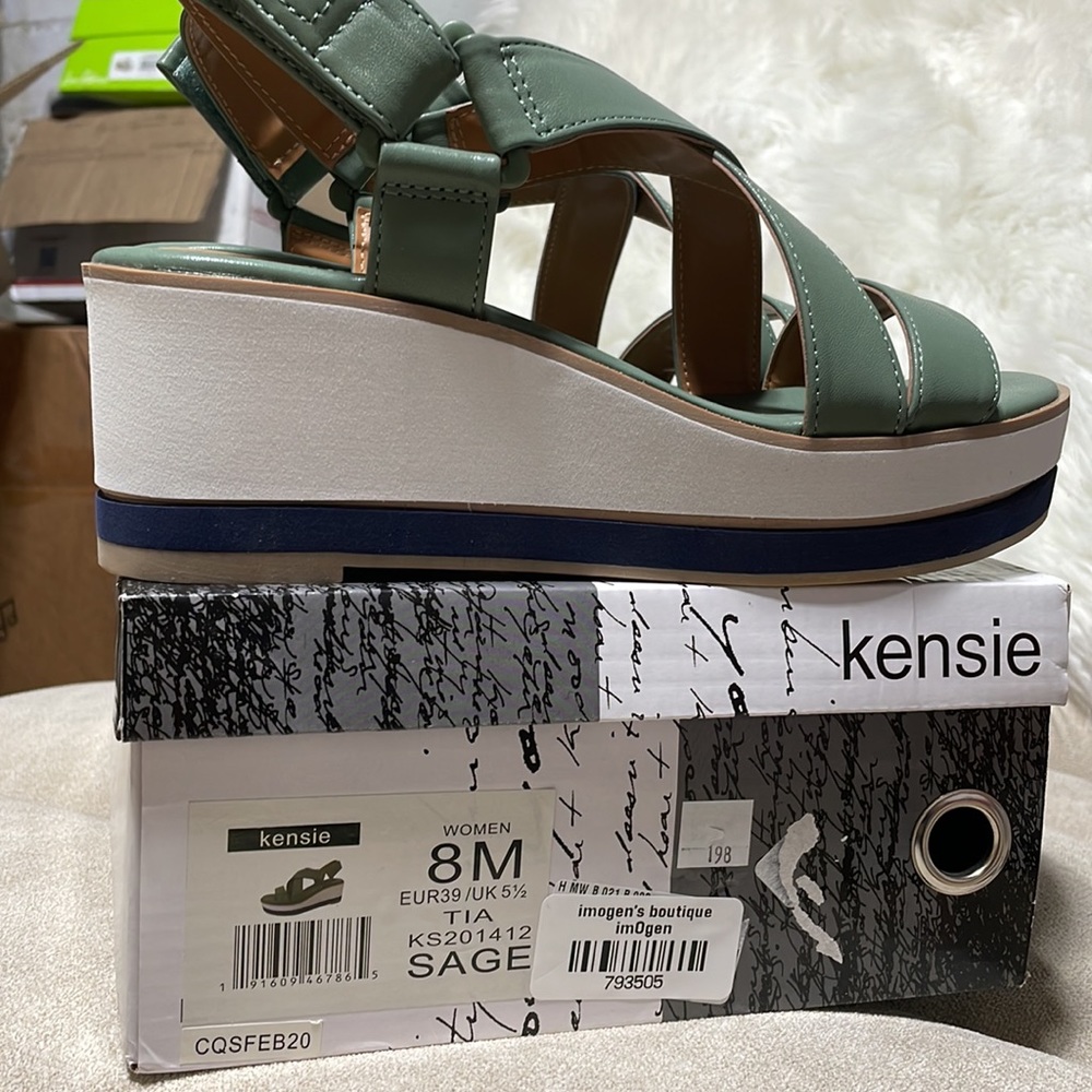 Kensie sage wedge flatform strappy open toe sandals green army NIB 8M 9.5M - Picture 12 of 14